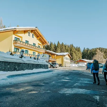Mountain Hostel-3